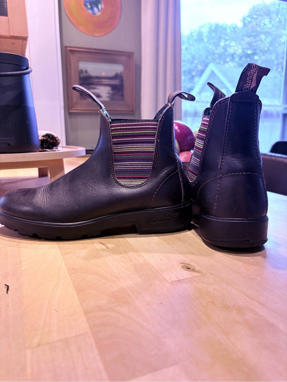 Blundstone Women’s Chelsea Boot with Striped Elastic